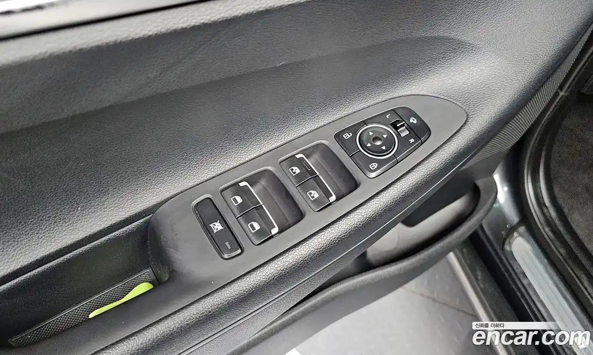 Hyundai Grandeur 2019 2.4 автомат (гидро), фото 30