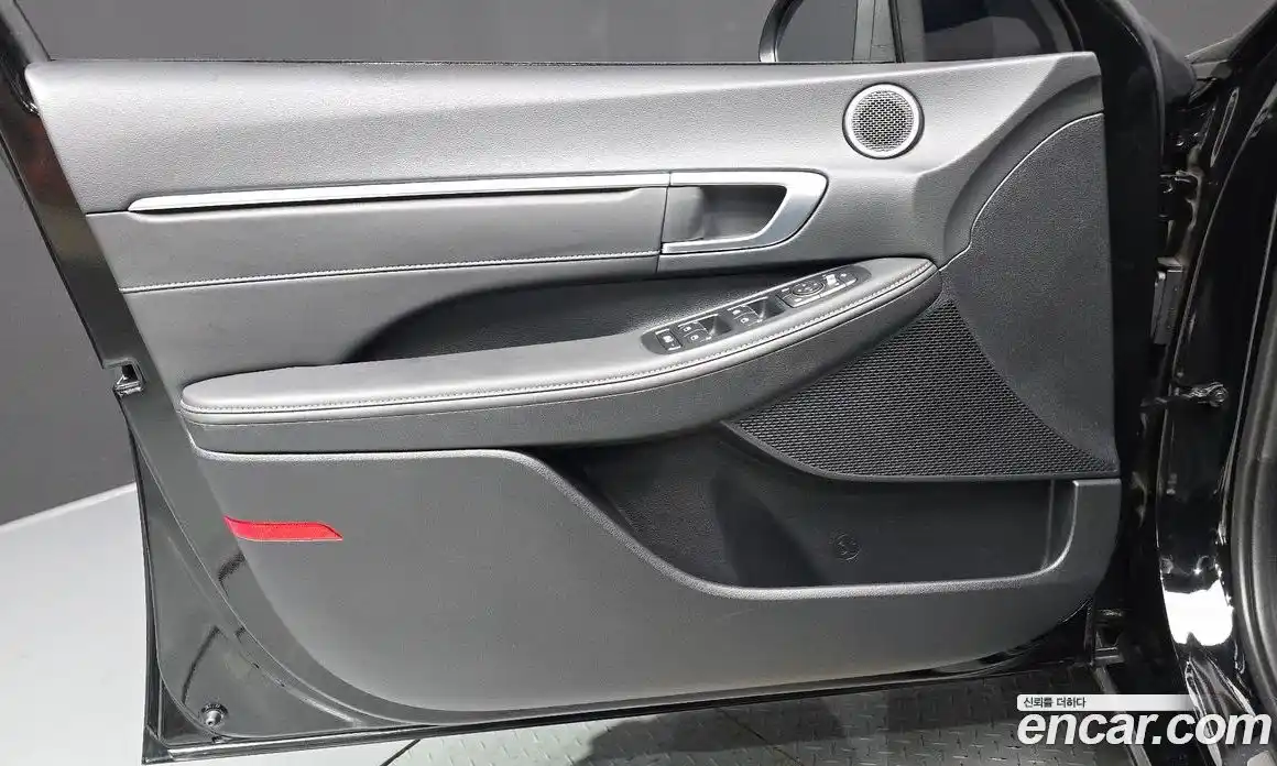 Hyundai Sonata 2022 2.0 автомат (гидро), фото 14