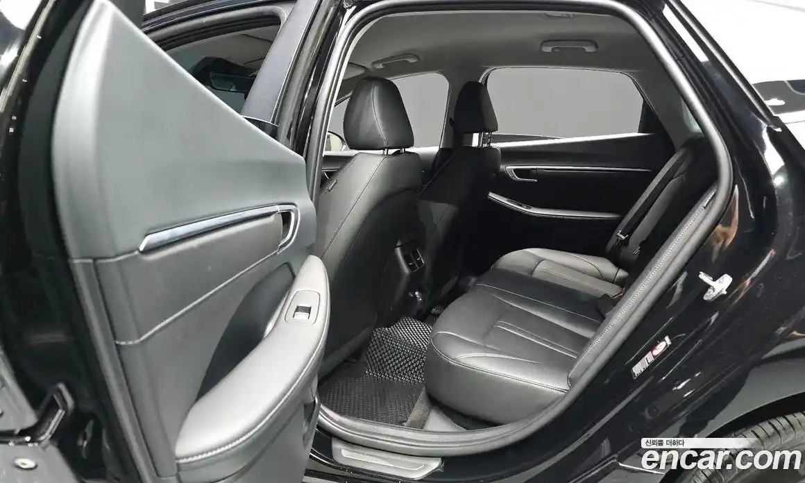 Hyundai Sonata 2022 2.0 автомат (гидро), фото 16