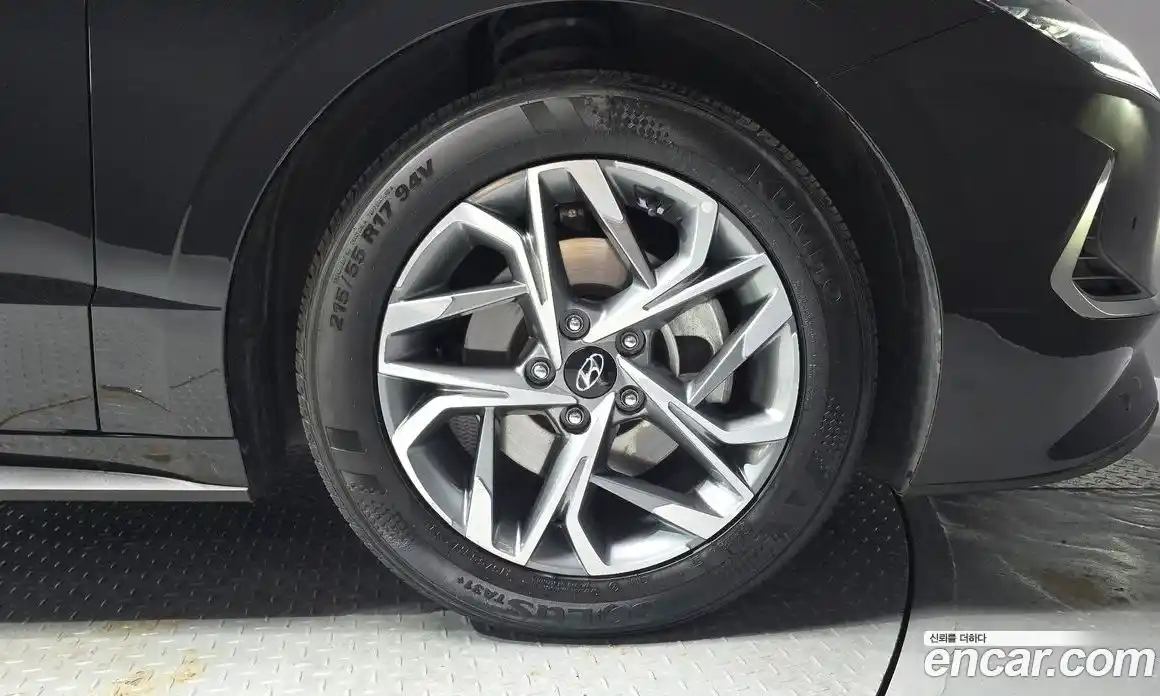 Hyundai Sonata 2022 2.0 автомат (гидро), фото 7