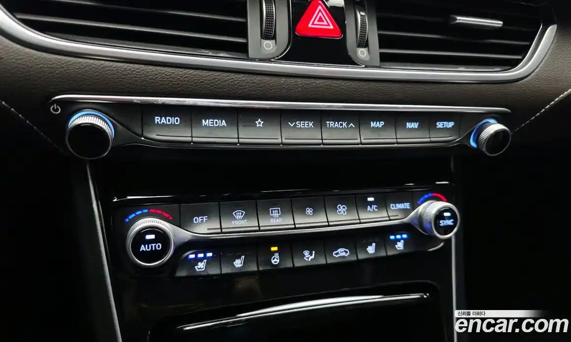 Hyundai Grandeur 2018 2.4 автомат (гидро), фото 17