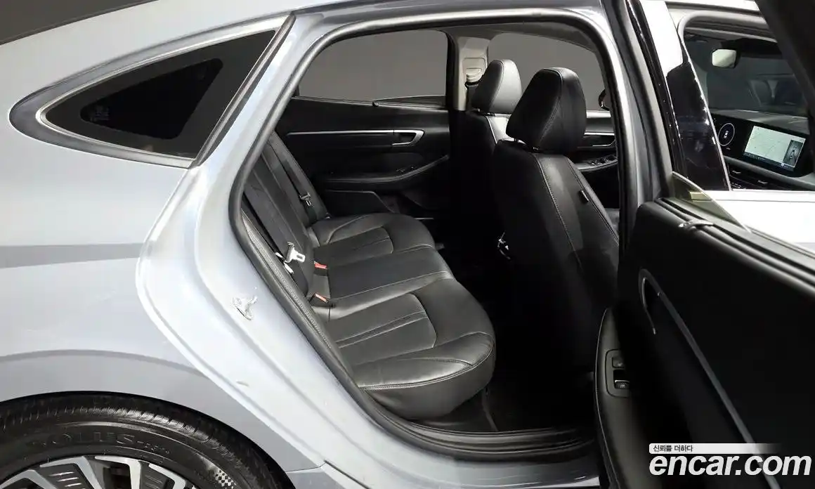 Hyundai Sonata 2024 2.0 автомат (гидро), фото 18