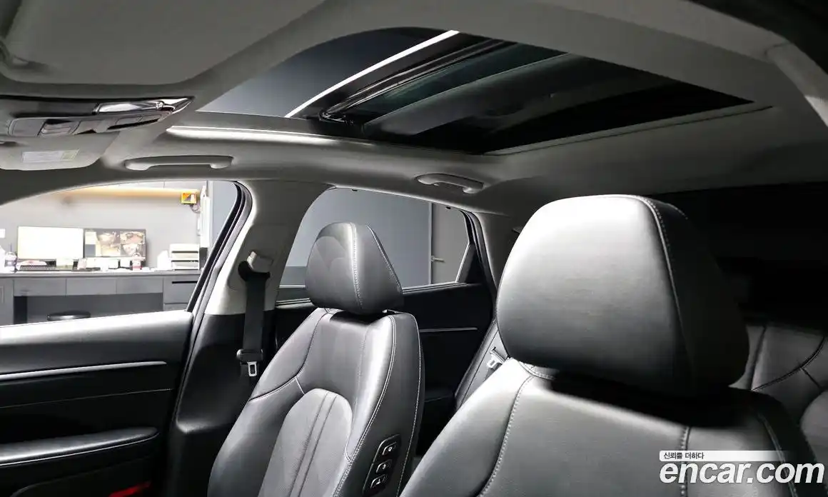 Hyundai Sonata 2024 2.0 автомат (гидро), фото 23