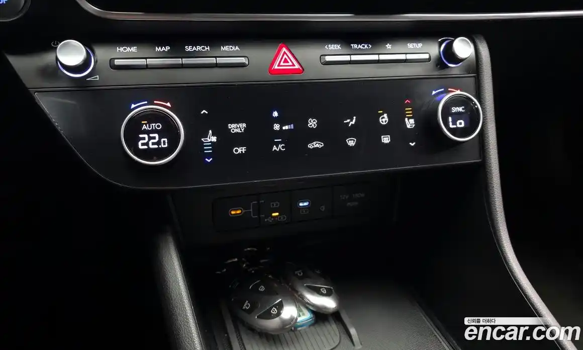 Hyundai Sonata 2024 2.0 автомат (гидро), фото 29