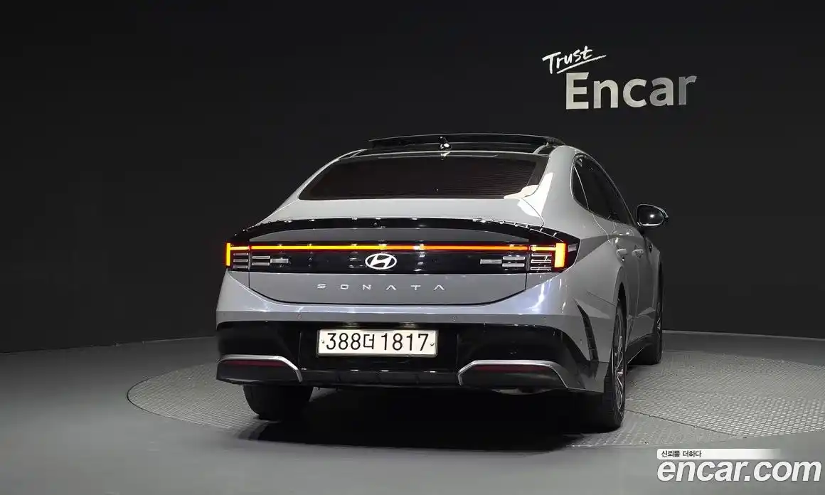 Hyundai Sonata 2024 2.0 автомат (гидро), фото 4