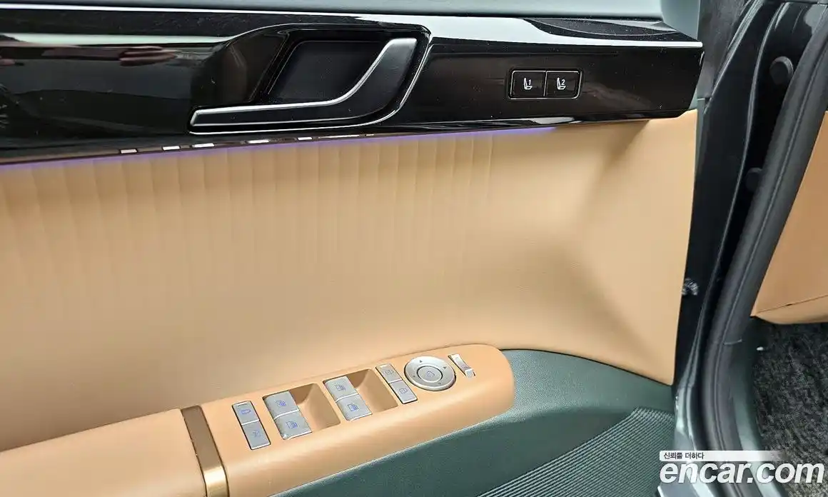 Hyundai Grandeur 2024 1.6 автомат (гидро), фото 16