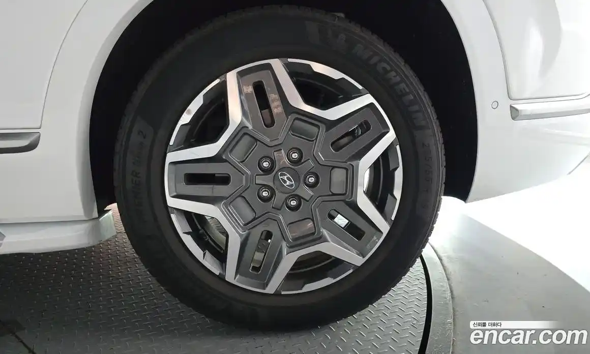 Hyundai Santa Fe 2023 1.6 автомат (гидро), фото 7