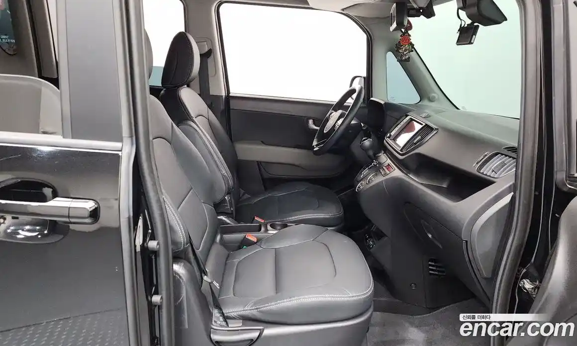 Kia Ray 2024 1.0 автомат (гидро), фото 16