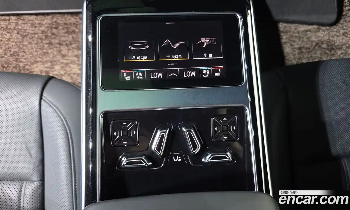 Audi A8 2021 4.0 автомат (гидро), фото 17