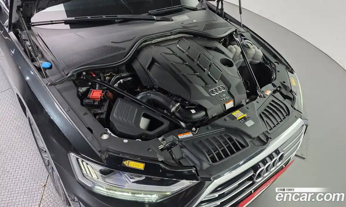 Audi A8 2021 4.0 автомат (гидро), фото 6