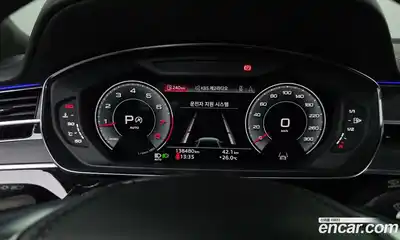 Audi A8 2021 4.0 автомат (гидро), миниатюра 8