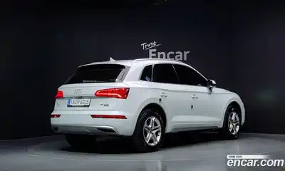 Audi Q5 2020 2.0 автомат (гидро), миниатюра 2