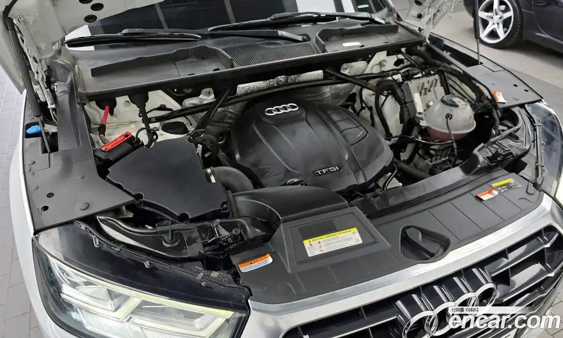 Audi Q5 2020 2.0 автомат (гидро), фото 6