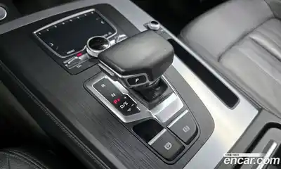Audi Q5 2020 2.0 автомат (гидро), миниатюра 9
