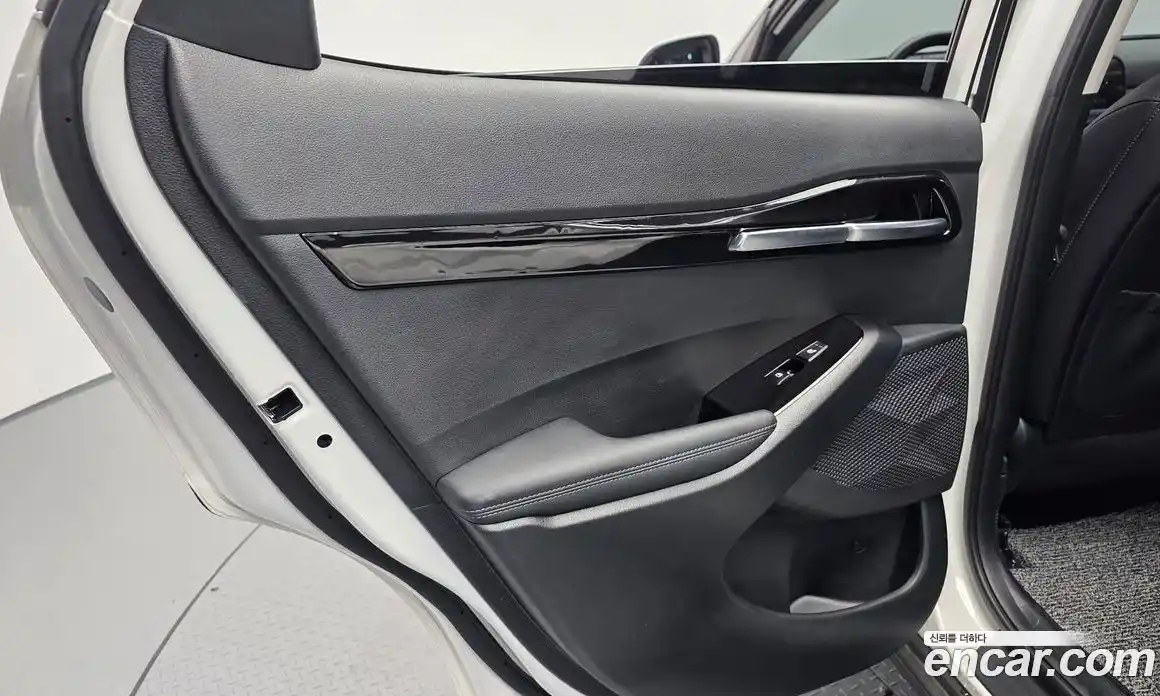 Kia Seltos 2025 1.6 автомат (гидро), фото 14