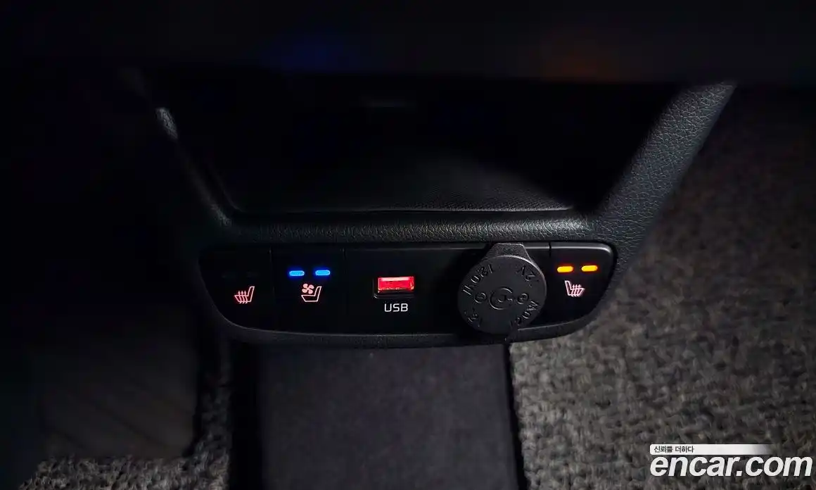 Kia Ray 2024 1.0 автомат (гидро), фото 24