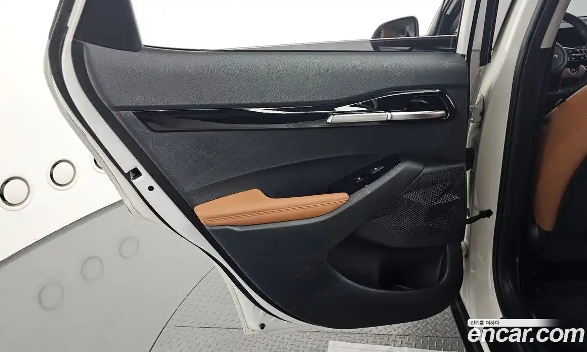 Kia Seltos 2024 1.6 автомат (гидро), фото 14