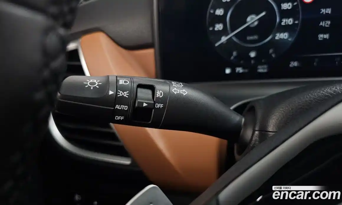 Kia Seltos 2024 1.6 автомат (гидро), фото 27