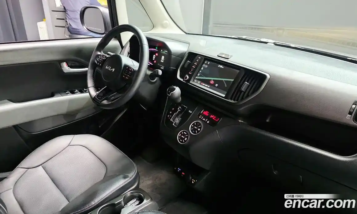Kia Ray 2023 1.0 автомат (гидро), фото 27