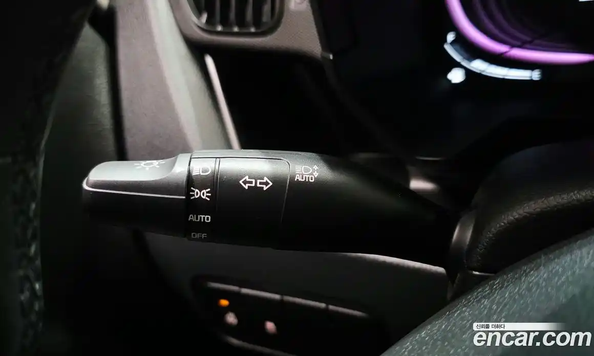 Kia Ray 2023 1.0 автомат (гидро), фото 30