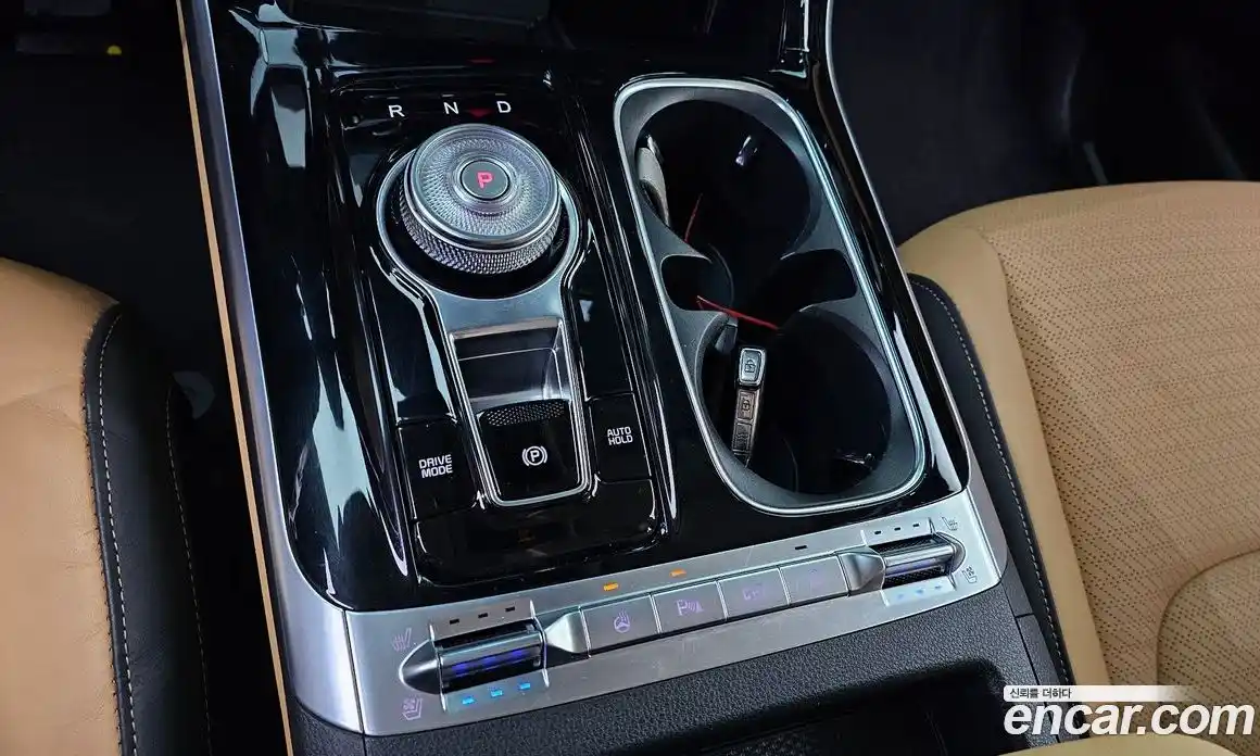 Kia Carnival 2023 2.2 автомат (гидро), фото 11
