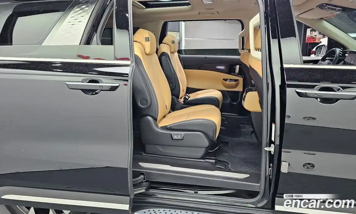 Kia Carnival 2023 2.2 автомат (гидро), фото 17