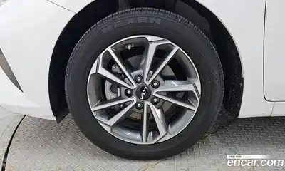 Kia K3 2023 1.6 автомат (гидро), миниатюра 5