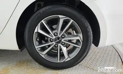 Kia K3 2023 1.6 автомат (гидро), миниатюра 7