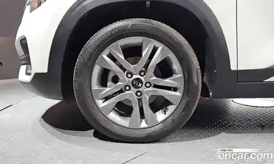 Kia Seltos 2020 1.6 автомат (гидро), миниатюра 5