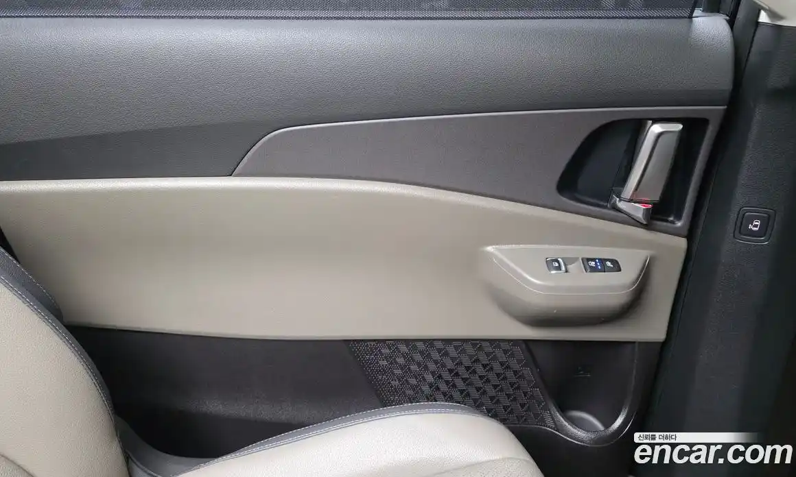 Kia Carnival 2024 1.6 автомат (гидро), фото 14