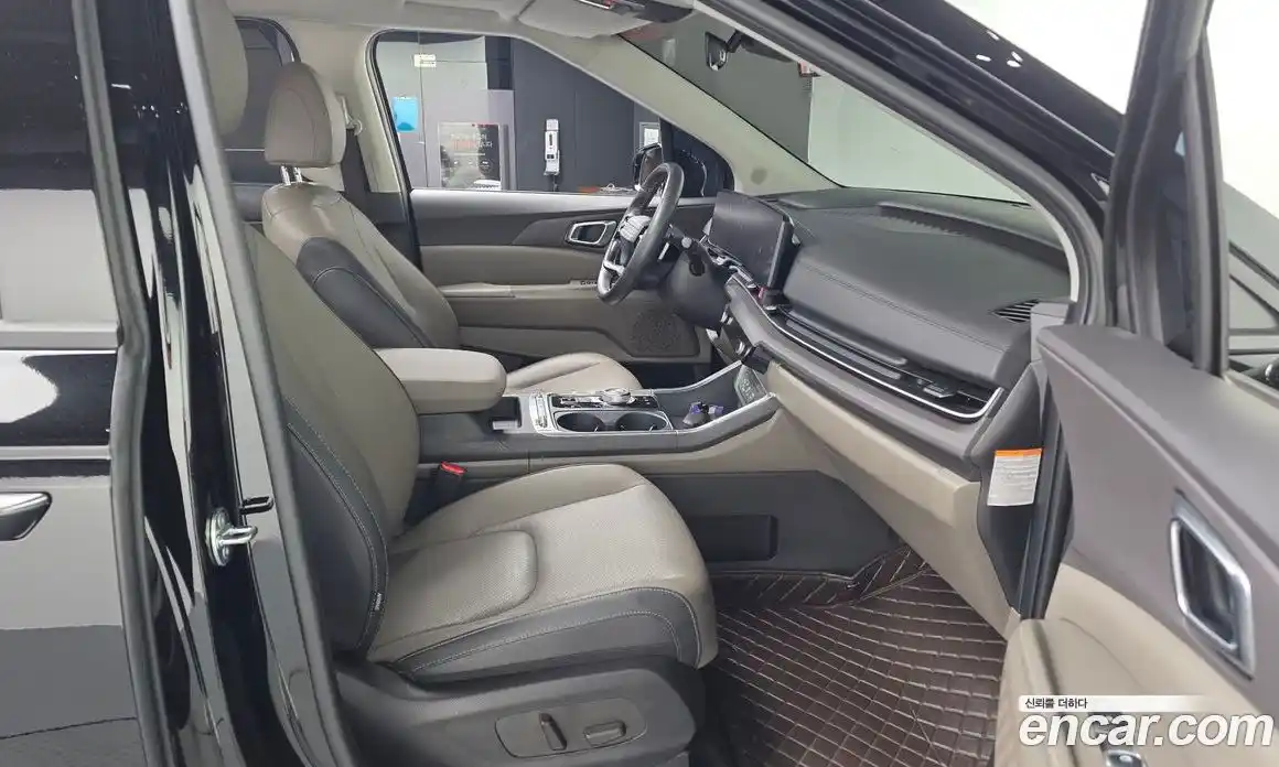 Kia Carnival 2024 1.6 автомат (гидро), фото 16