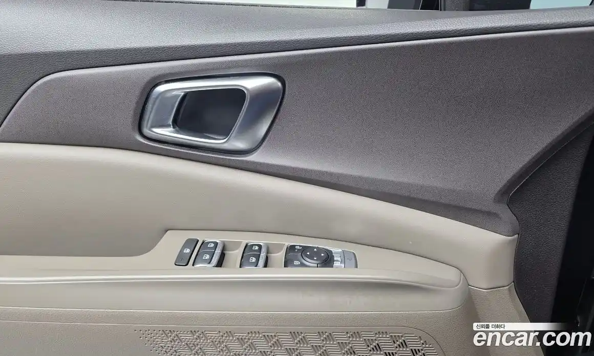 Kia Carnival 2024 1.6 автомат (гидро), фото 31