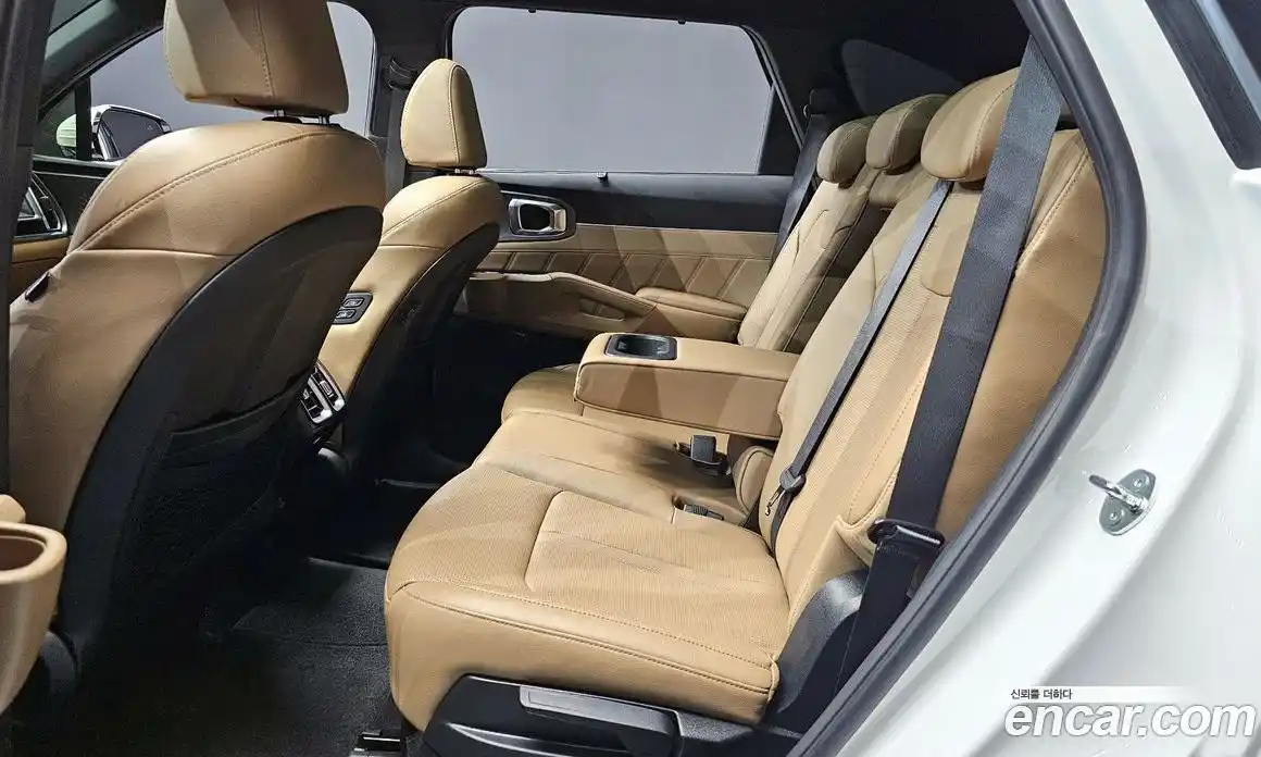 Kia Sorento 2024 1.6 автомат (гидро), фото 18