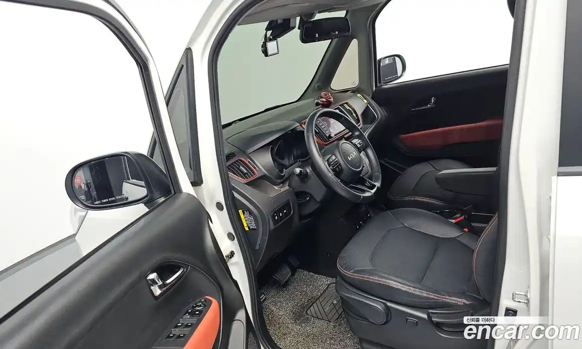 Kia Ray 2021 1.0 автомат (гидро), фото 12