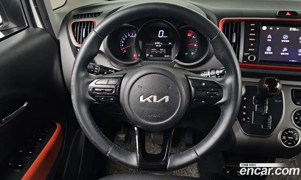 Kia Ray 2021 1.0 автомат (гидро), фото 18