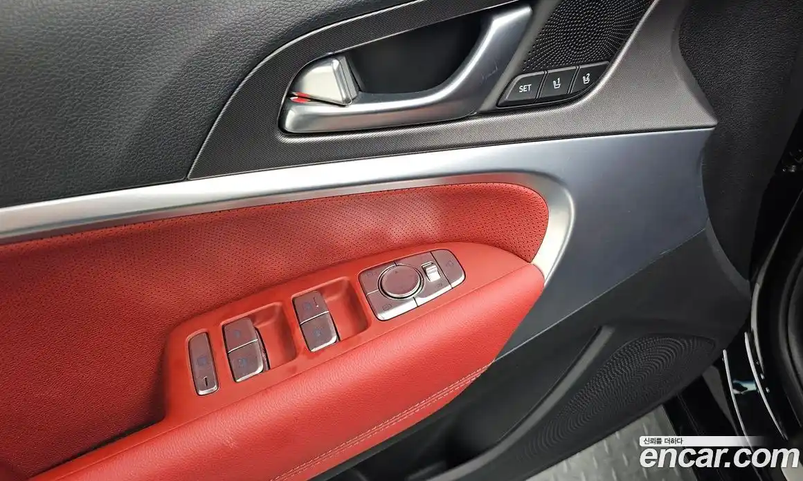 Genesis G70 2024 2.5 автомат (гидро), фото 18
