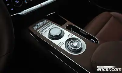 Genesis GV70 2024 2.5 автомат (гидро), миниатюра 11