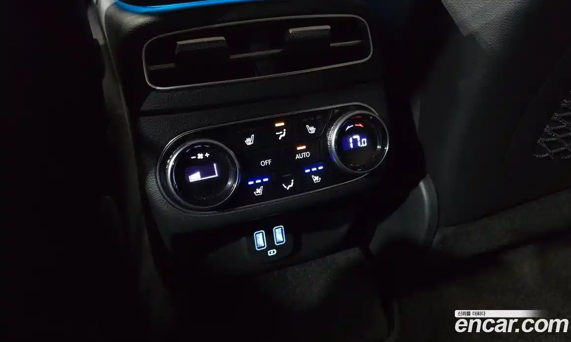 Genesis GV70 2022 0.1 автомат (гидро), фото 23