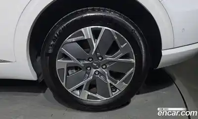 Genesis GV70 2022 0.1 автомат (гидро), миниатюра 7