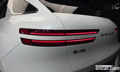 Genesis GV70 2022 0.1 автомат (гидро), миниатюра 9