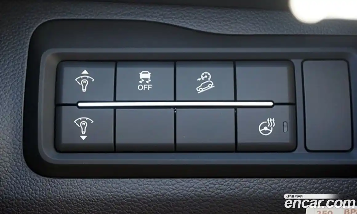 SsangYong TIBOLI 2026 1.6 автомат (гидро), фото 20