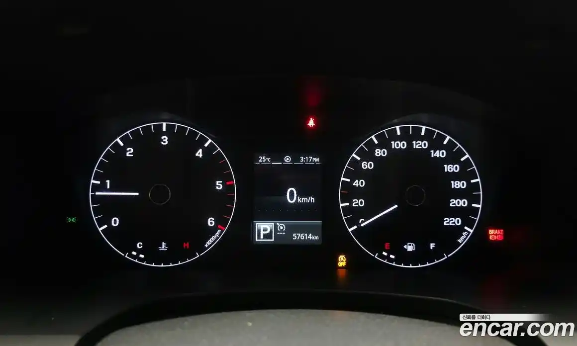 SsangYong Rexton 2024 2.2 автомат (гидро), фото 11