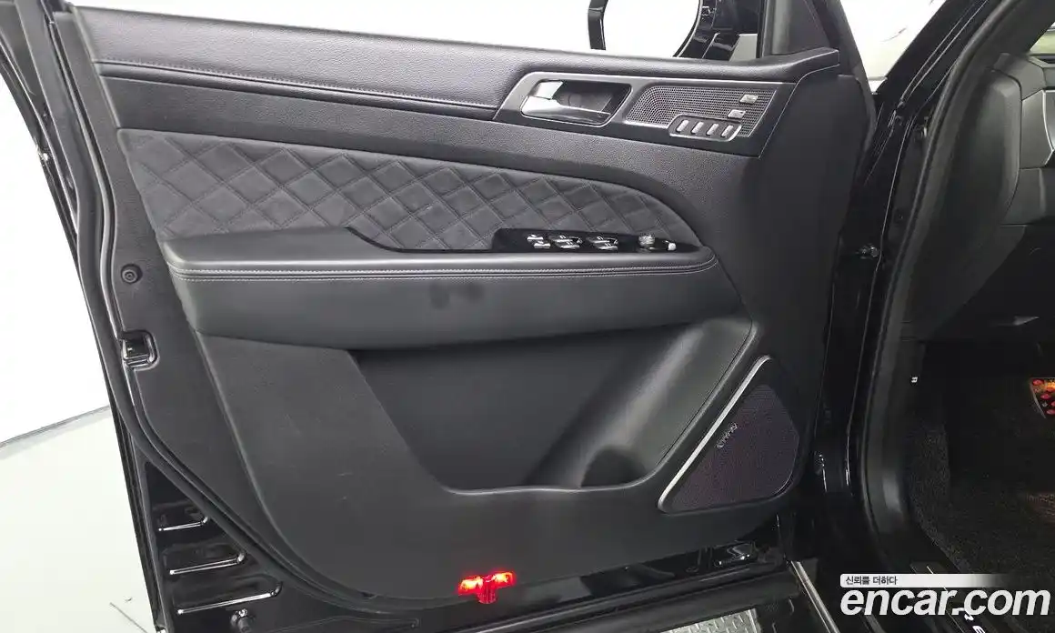 SsangYong Rexton 2019 2.2 автомат (гидро), фото 14