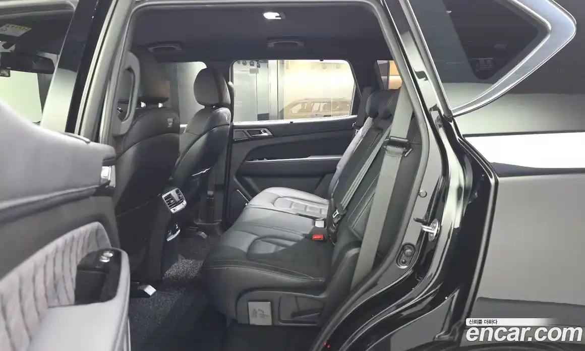 SsangYong Rexton 2019 2.2 автомат (гидро), фото 16