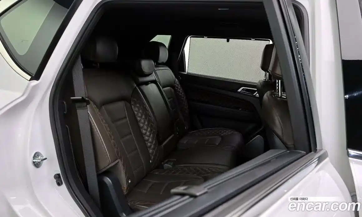 SsangYong Rexton 2022 2.2 автомат (гидро), фото 18