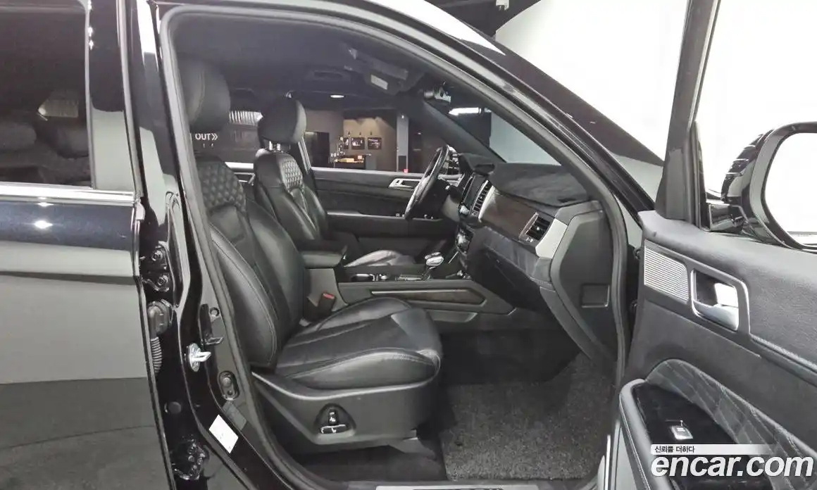 SsangYong Rexton 2018 2.2 автомат (гидро), фото 12