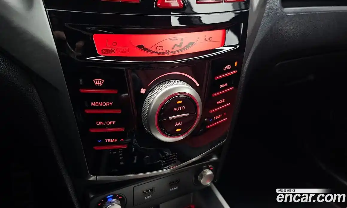 SsangYong TIBOLI 2015 1.6 автомат (гидро), фото 23