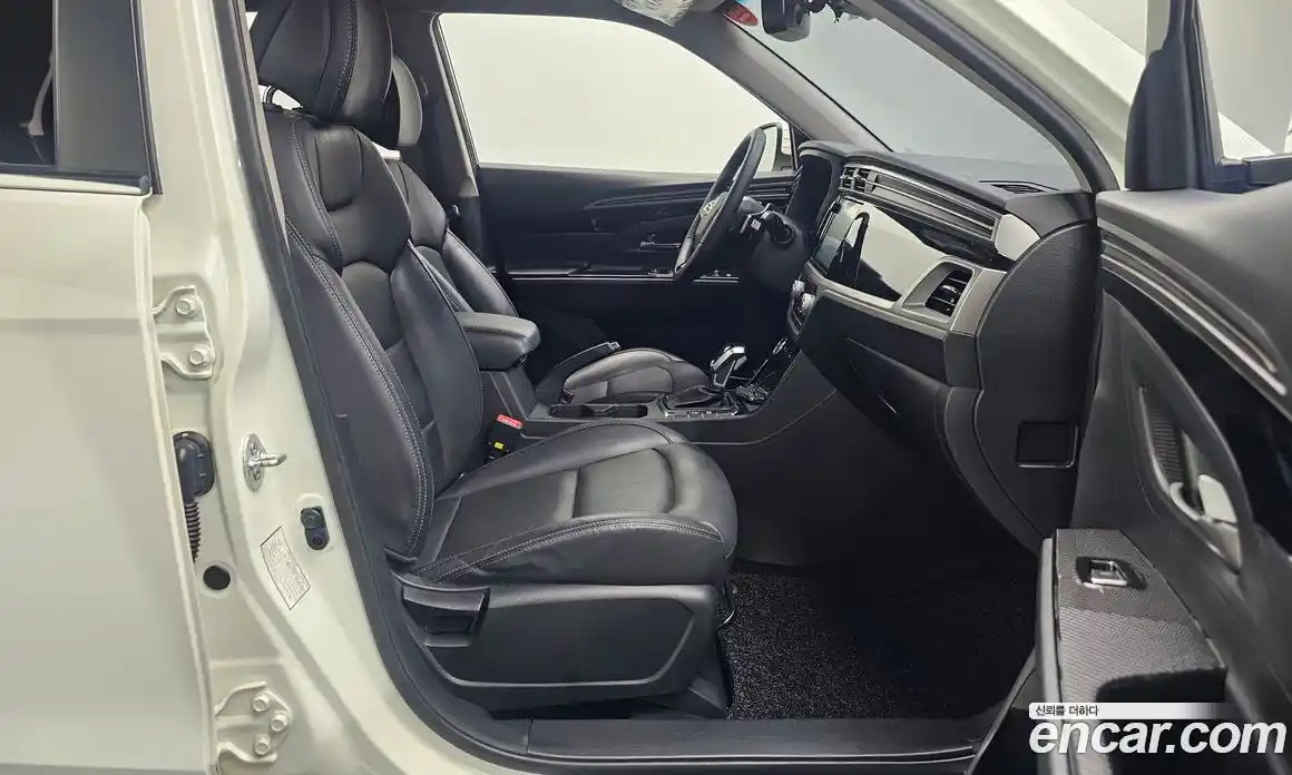 SsangYong Korando 2019 1.6 автомат (гидро), фото 16