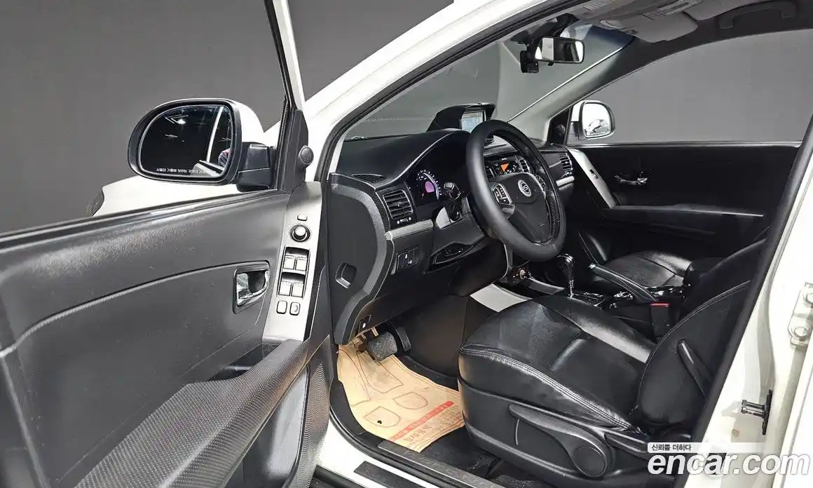 SsangYong Korando 2012 2.0 автомат (гидро), фото 13