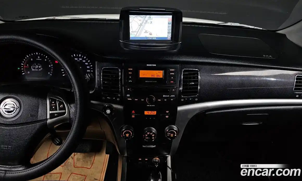 SsangYong Korando 2012 2.0 автомат (гидро), фото 22